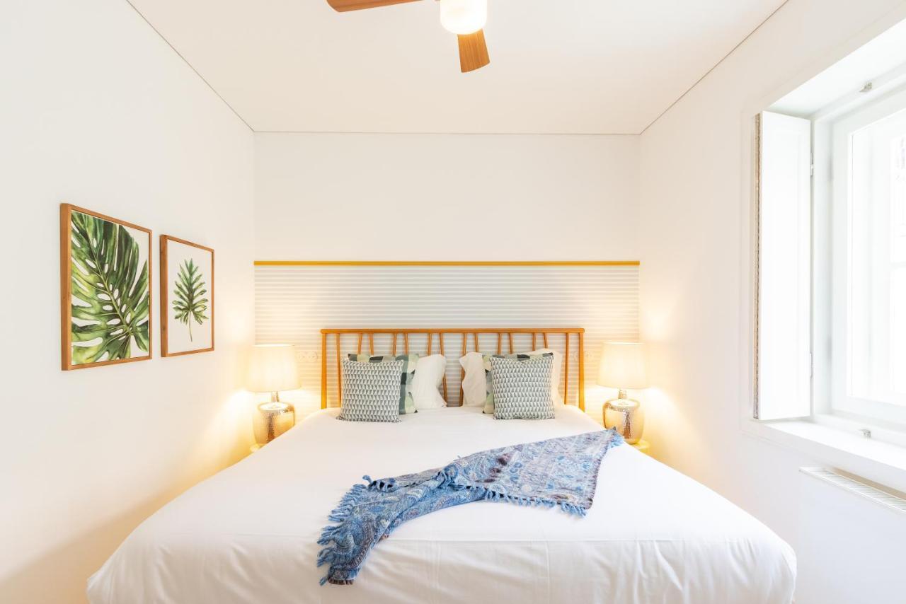 Joivy Chiado Self Check-In 2-Br Flat With Parking Apartamento Lisboa Exterior foto
