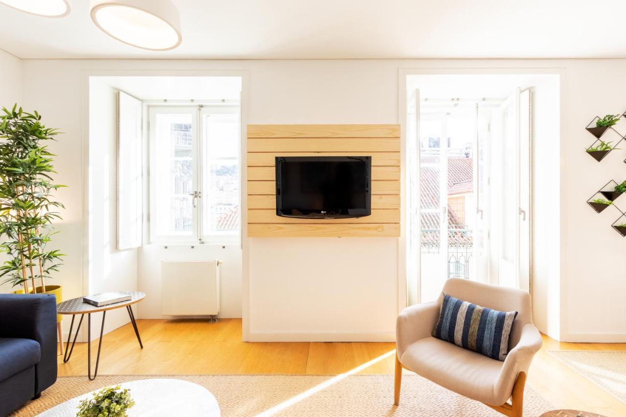 Joivy Chiado Self Check-In 2-Br Flat With Parking Apartamento Lisboa Exterior foto